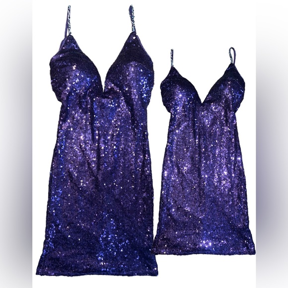 Juniors Prom Dress - Picture 1 of 3